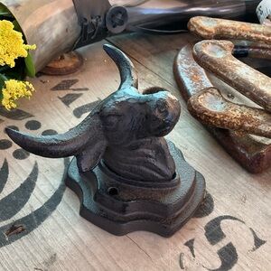 Rustic Cast Iron Bull Head Wall Hook Heavy